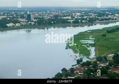 CHAD, N`Djamena , aerial view, river Chari, frontier to Cameroon / TSCHAD, Ndjamena, Luftaufnahme, Fluss Schari, Grenze zu Kamerun Stock Photo